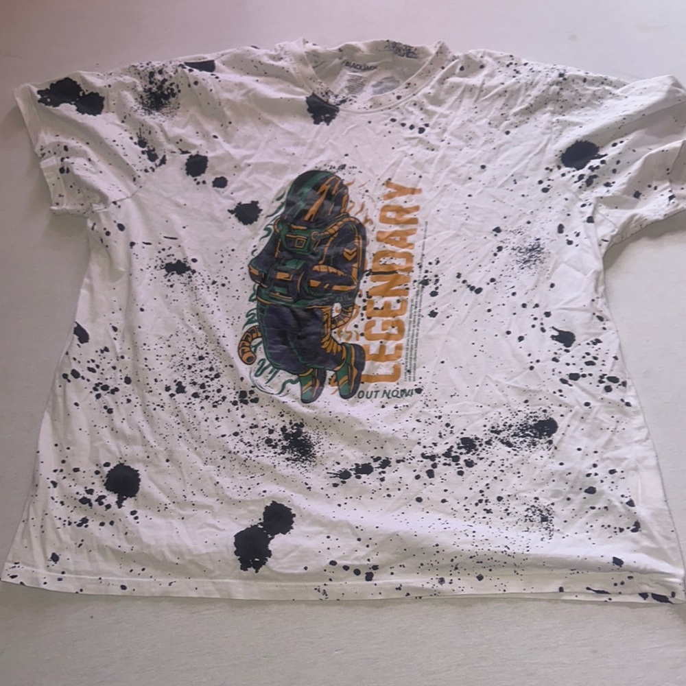 Womens Size 3X Blackjack White and Black Splatter Graphic T-Shirt.